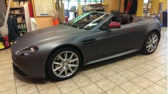 Aston Martin Roadster, anthrazit, matt